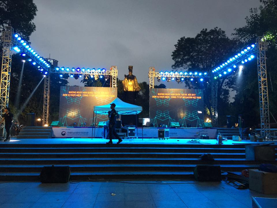 Âm thanh sự kiện